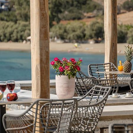Porto Dema Luxury Suites Schoinoussa Eksteriør bilde