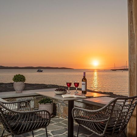 Porto Dema Luxury Suites Schoinoussa Eksteriør bilde