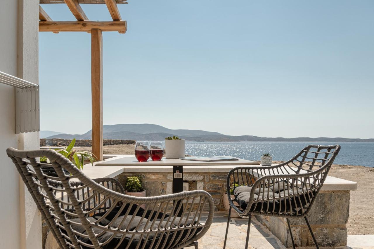 Porto Dema Luxury Suites Schoinoussa Eksteriør bilde