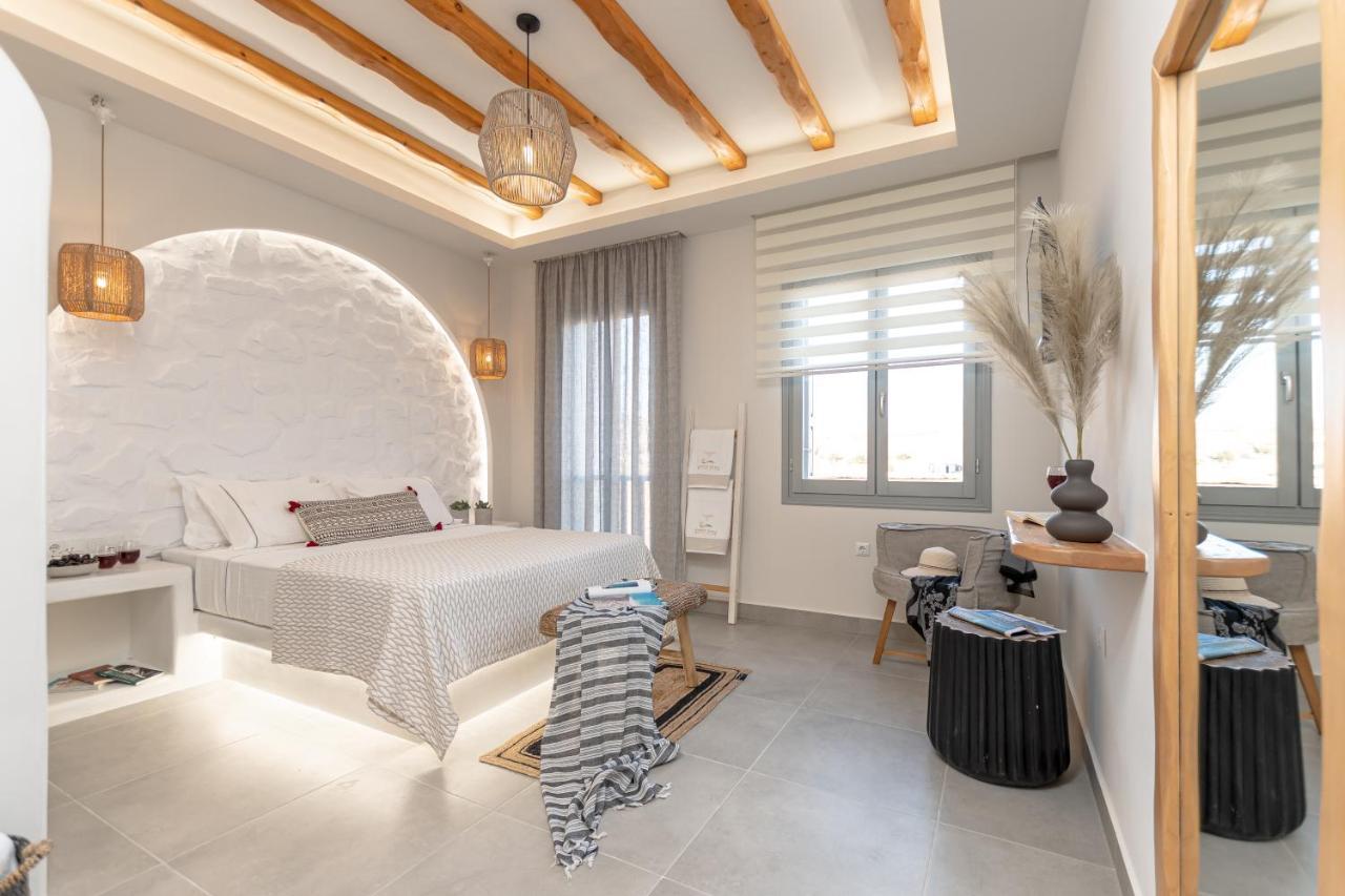 Porto Dema Luxury Suites Schoinoussa Eksteriør bilde