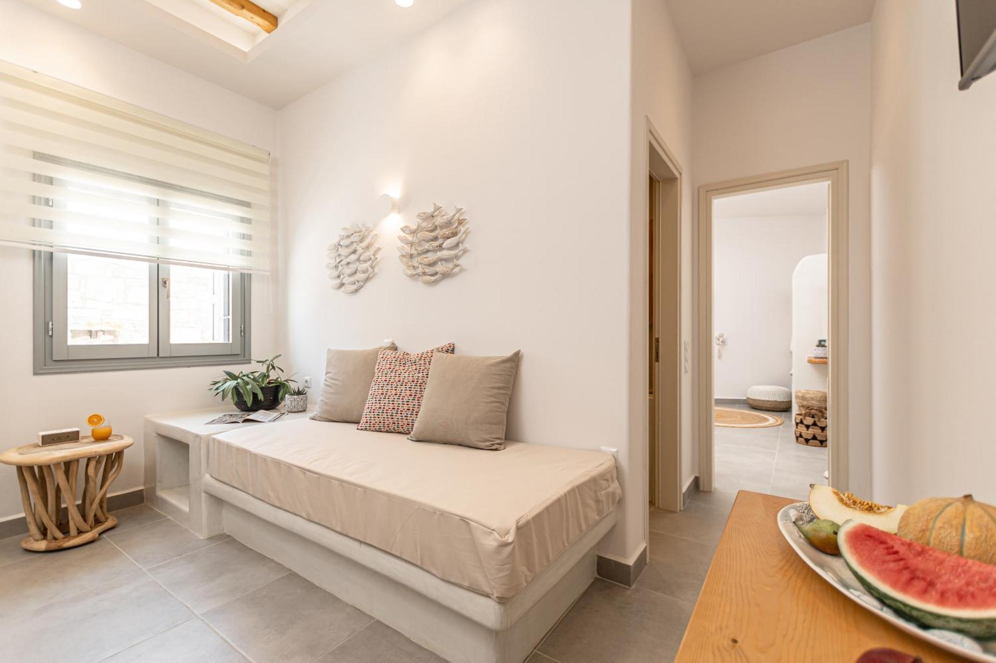 Porto Dema Luxury Suites Schoinoussa Eksteriør bilde